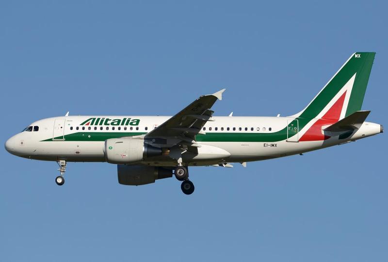 Airbus_A319-111,_Alitalia_JP7554853.jpg